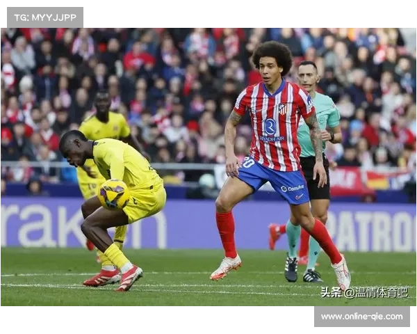 科莫锋线大将莫拉塔重伤缺阵,中场佩罗内累计黄牌停赛 科莫锋线大将莫拉塔重伤缺阵,中场佩罗内累计黄牌停赛